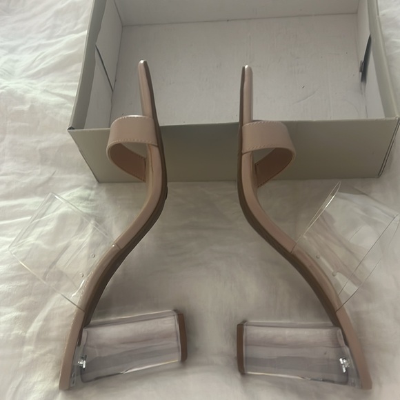 NEW IN BOX BP clear heal and clear strap shoes in Blush - Picture 3 of 6